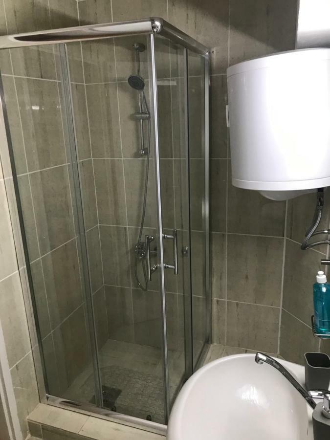Apartmani Stojanovic Sremska Kamenica 외부 사진